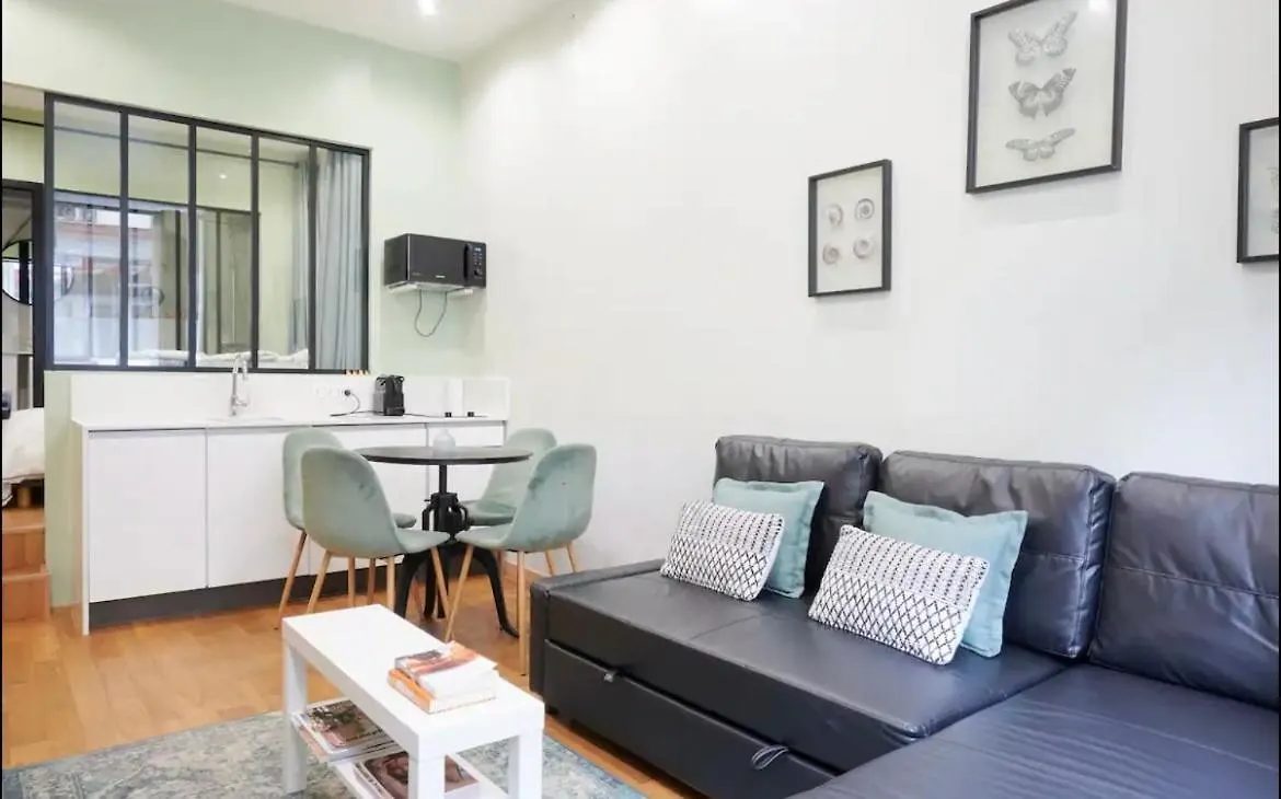 Very Charming And Cosy Flat, Center Of Paris Apartment